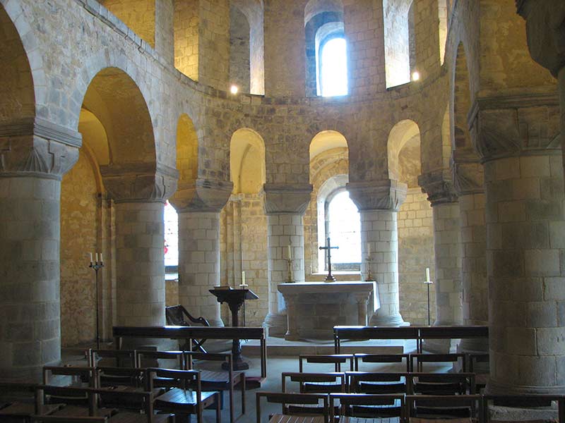 La chapelle Saint-Jean l'Évangéliste à l'intérieur de la White Tower